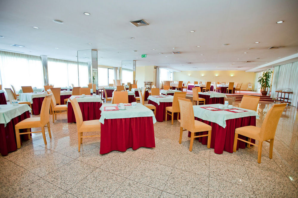 Premium Porto 4* Maia (Porto)